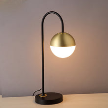 Load image into Gallery viewer, Golden Apple Lamp