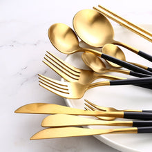 Load image into Gallery viewer, Black gold cutlery set