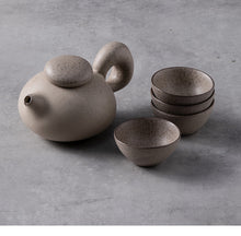 Load image into Gallery viewer, Big Handle teapot
