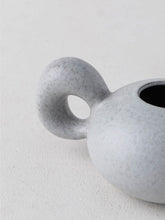 Load image into Gallery viewer, Big Handle teapot
