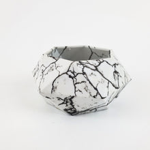 Load image into Gallery viewer, Marble levitating plant pot - Christmas gift
